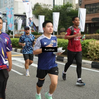 Runner Photo 4754033