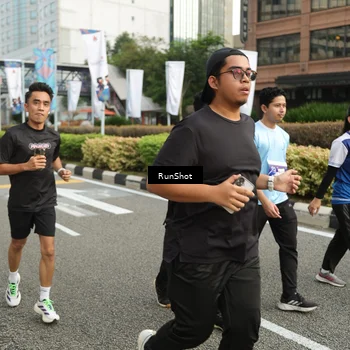 Runner Photo 4754082