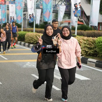 Runner Photo 4754342
