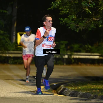Runner Photo 4754351