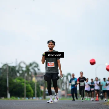 Runner Photo 4754353