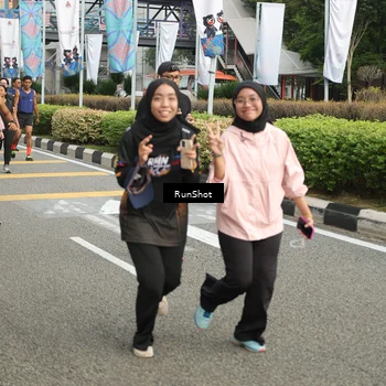 Runner Photo 4754399