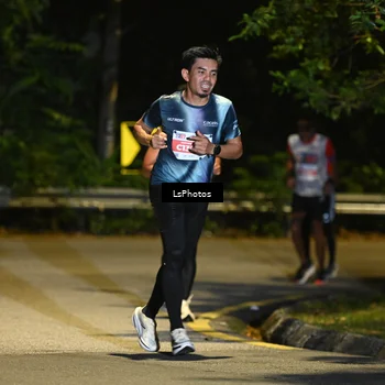Runner Photo 4754413