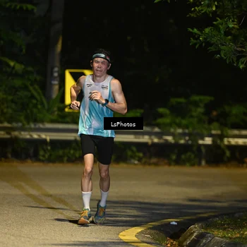 Runner Photo 4754500