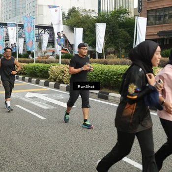 Runner Photo 4754541