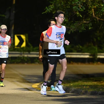 Runner Photo 4754572