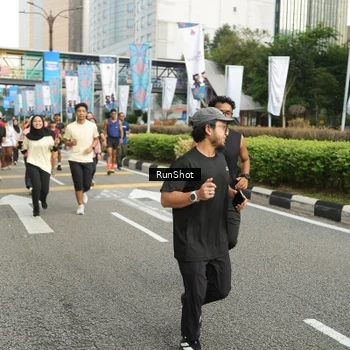 Runner Photo 4754717
