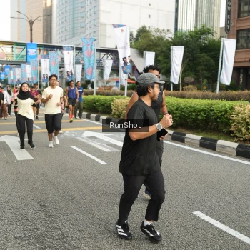 Runner Photo 4754721