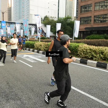 Runner Photo 4754780