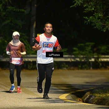 Runner Photo 4755067