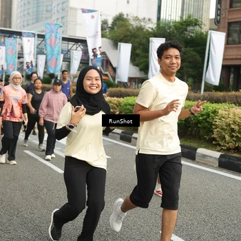 Runner Photo 4755085