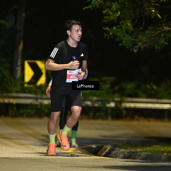 Runner Photo 4755192
