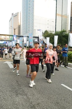 Runner Photo 4755235