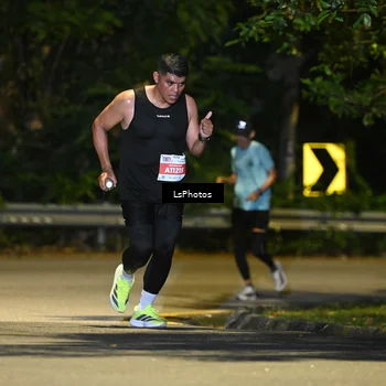 Runner Photo 4755347