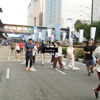 Runner Photo 4755372