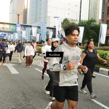 Runner Photo 4755373
