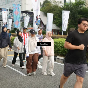 Runner Photo 4755431