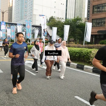 Runner Photo 4755462