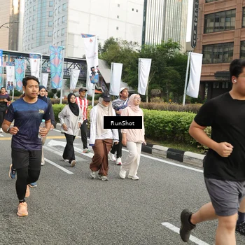 Runner Photo 4755482