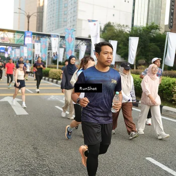 Runner Photo 4755493