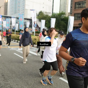 Runner Photo 4755605