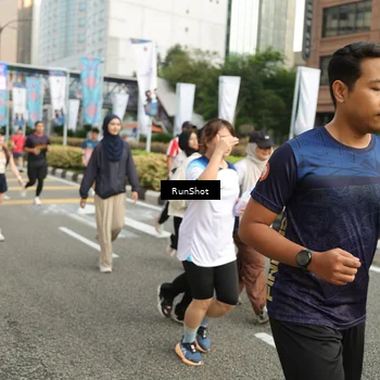 Runner Photo 4755616