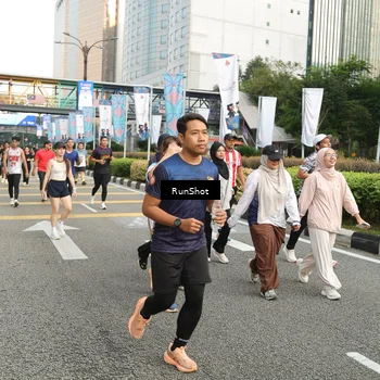 Runner Photo 4755710