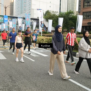 Runner Photo 4755712