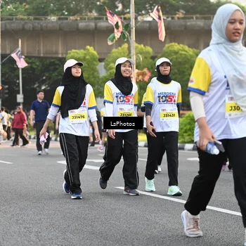 Runner Photo 4755801