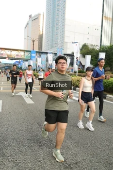 Runner Photo 4755826