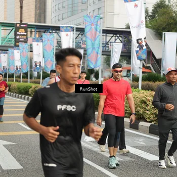 Runner Photo 4755923