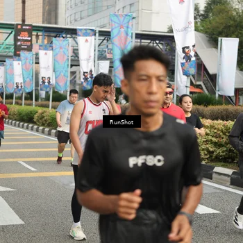 Runner Photo 4755942