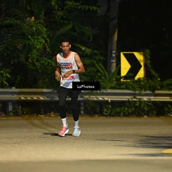 Runner Photo 4755948