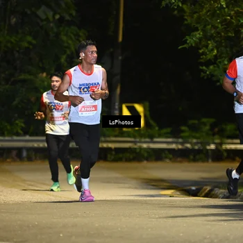 Runner Photo 4755973