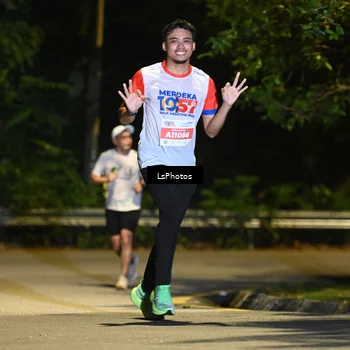 Runner Photo 4756013