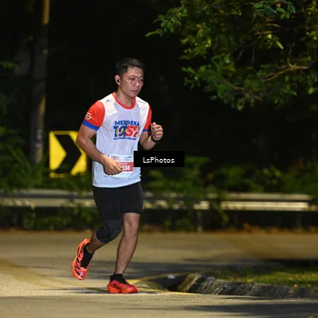 Runner Photo 4756068