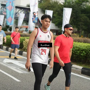 Runner Photo 4756108
