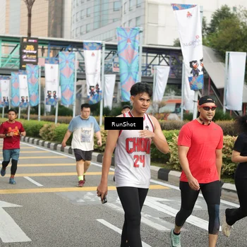 Runner Photo 4756238