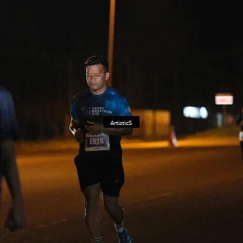Runner Photo 4756325