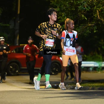 Runner Photo 4756335