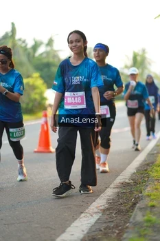 Runner Photo 4756347