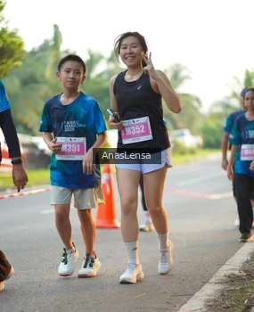 Runner Photo 4756349