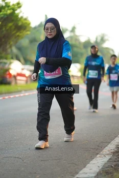 Runner Photo 4756358