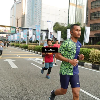 Runner Photo 4756378
