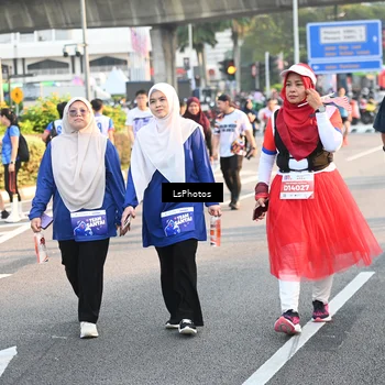 Runner Photo 4756465