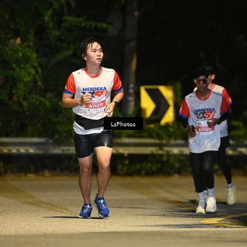 Runner Photo 4756472