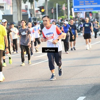 Runner Photo 4756477