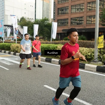 Runner Photo 4756505