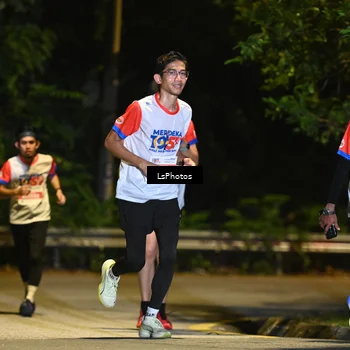 Runner Photo 4756517