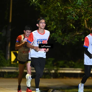 Runner Photo 4756519